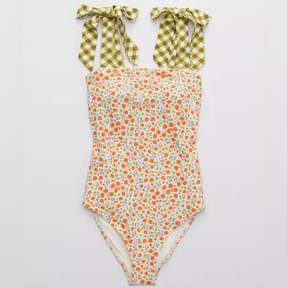 Aerie Strawberry Gingham Pattern One Piece Cheeky Swimsuit Size Small Long
